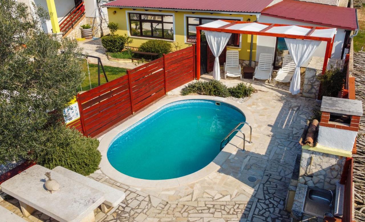 Вилла House 1119 Muntic Экстерьер фото