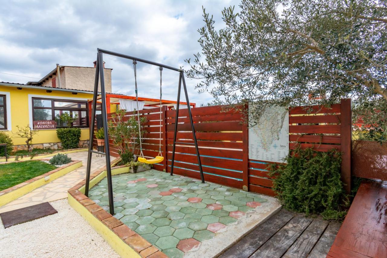 Вилла House 1119 Muntic Экстерьер фото